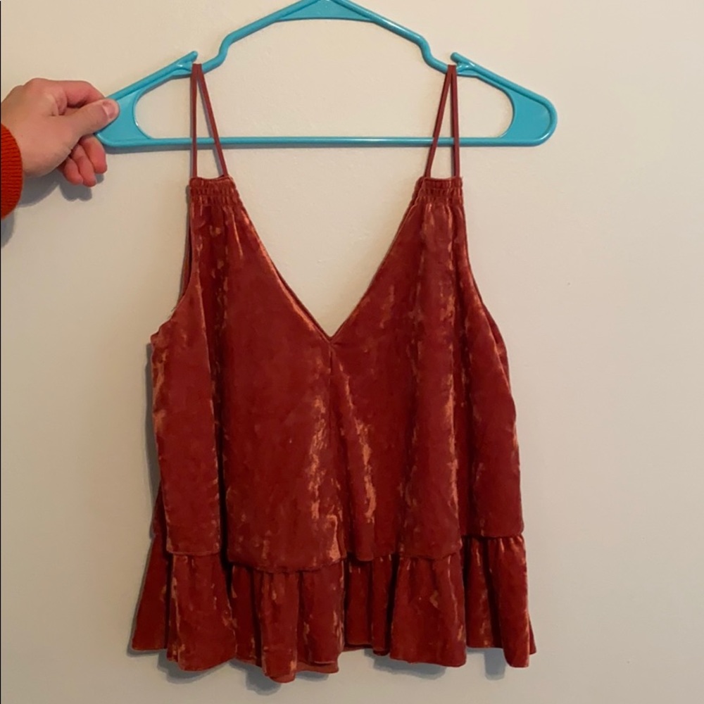 Aerie Top